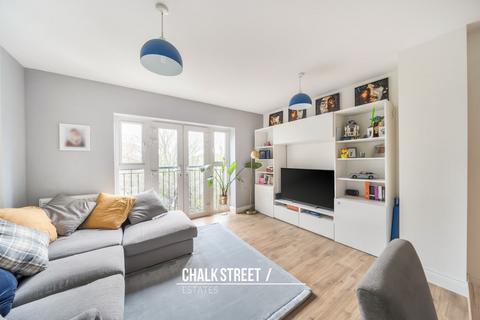 2 bedroom flat for sale, Riverwood Court, Stafford Avenue, Hornchurch, RM11