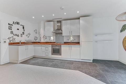 1 bedroom flat for sale, Saffron Central Square, Croydon, CR0
