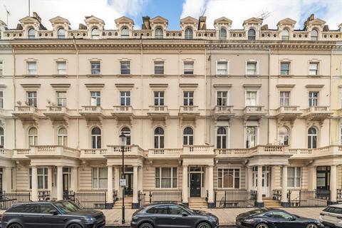 2 bedroom flat to rent, Queen's Gate Terrace, London SW7