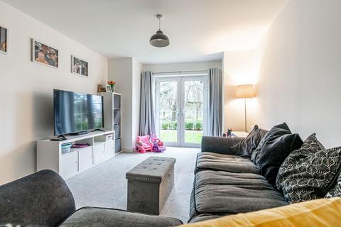 2 bedroom apartment for sale, Redland Way, St. Albans AL2