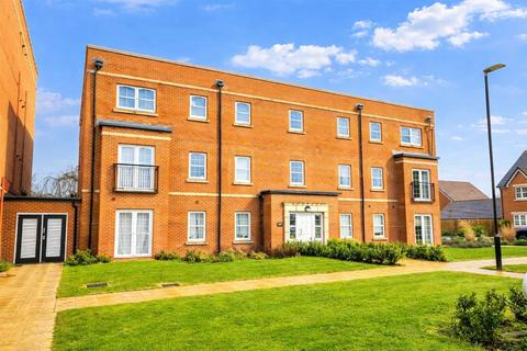 2 bedroom apartment for sale, Redland Way, St. Albans AL2