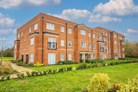 2 bedroom apartment for sale, Redland Way, St. Albans AL2