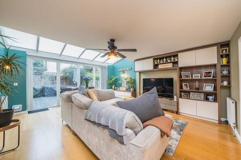 undefined, Churchview Road, Twickenham TW2