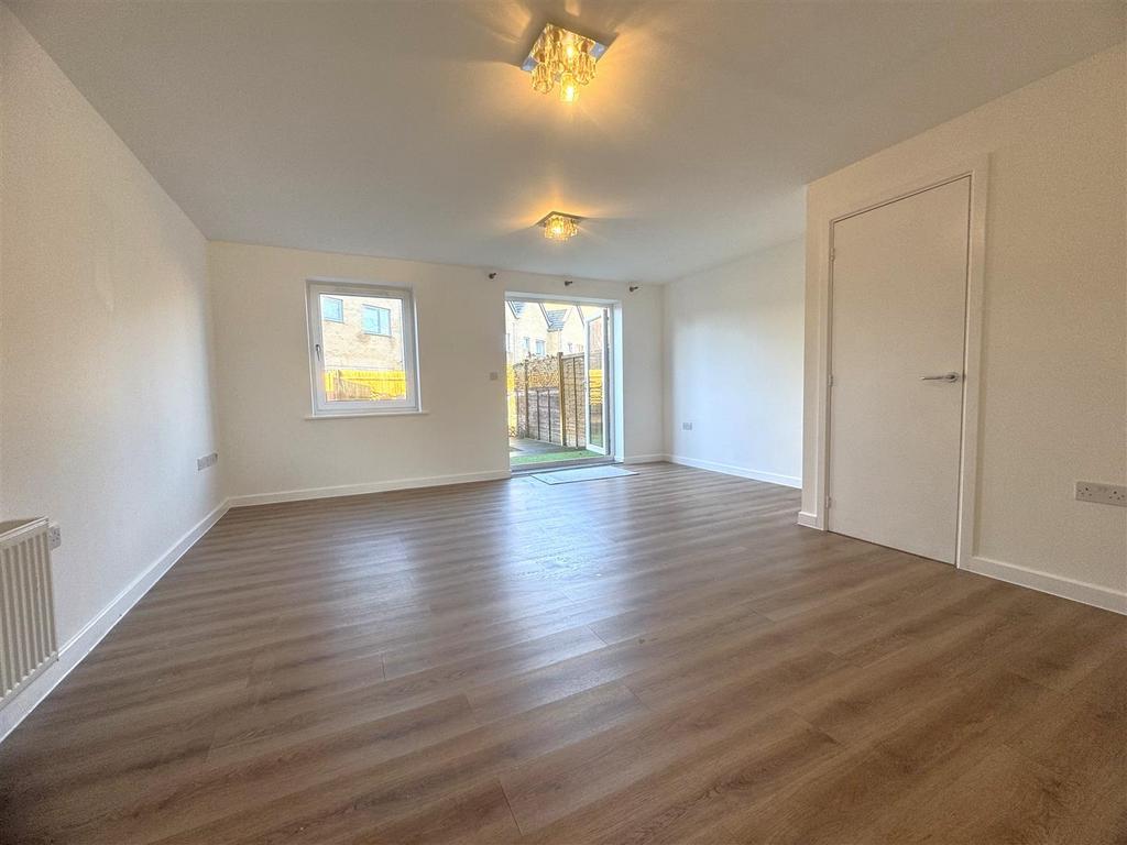 Lounge & Dining room