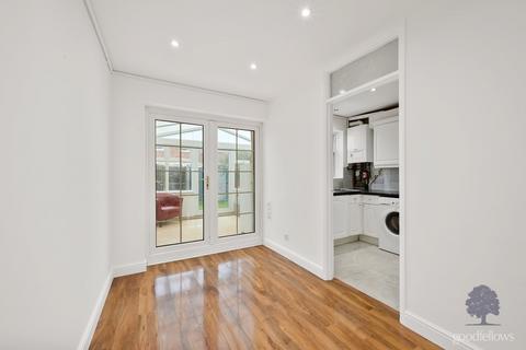 undefined, St. James Road, Sutton SM1
