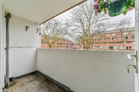 1 bedroom flat to rent, Partington Close, Archway, London, N19