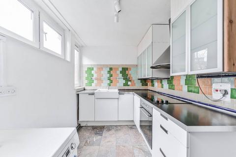 1 bedroom flat to rent, Partington Close, Archway, London, N19