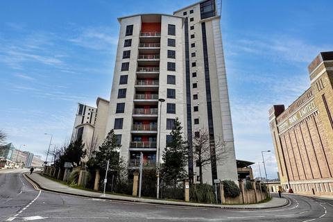 2 bedroom apartment for sale, Mill Road, Quayside, Gateshead, Tyne and Wear, NE8 3QY
