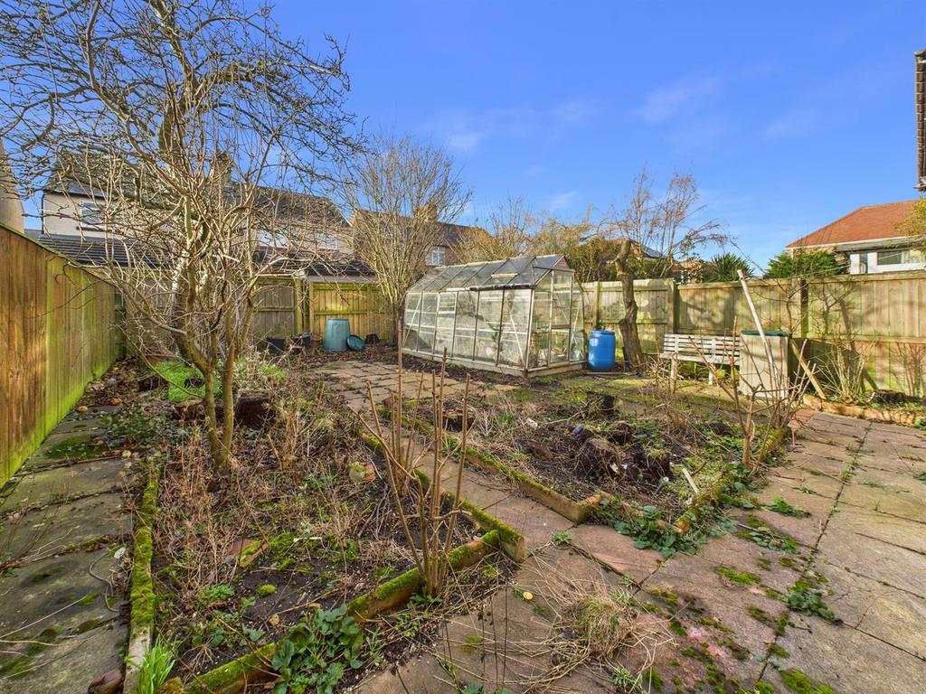 Garden 2.jpg