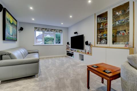 4 bedroom semi-detached house for sale, The Chase, High Wycombe HP10