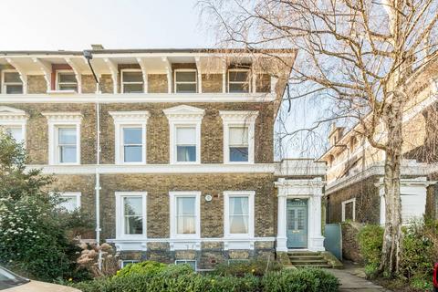 2 bedroom flat for sale, Talbot Place, Blackheath, London, SE3