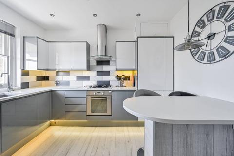 2 bedroom flat for sale, Talbot Place, Blackheath, London, SE3