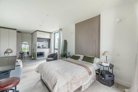 undefined, Greenhill Way, Harrow, HA1
