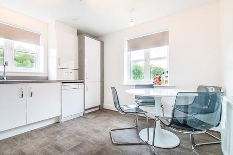2 bedroom apartment to rent, Scampston Drive, Wakefield WF3