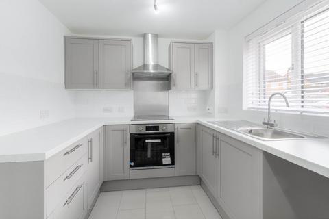 2 bedroom end of terrace house to rent, Sorrell Drive, Newport Pagnell MK16