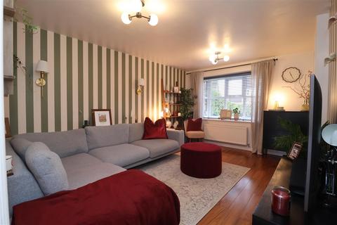 3 bedroom detached house for sale, Wallingbrook Rise, Worksop S80
