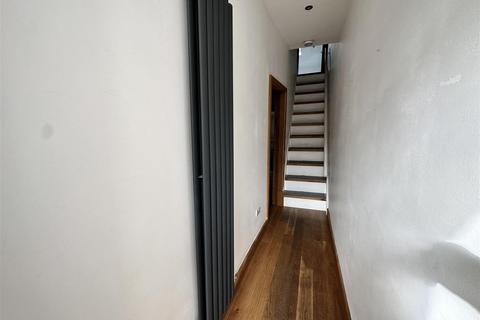 3 bedroom terraced house to rent, Borough Road, Altrincham