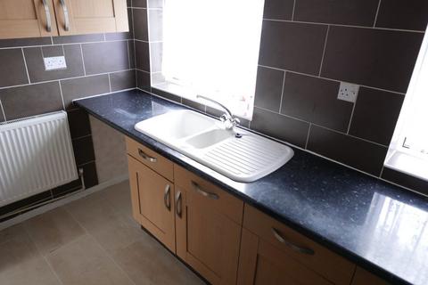 2 bedroom flat to rent, 38 Scott Street, Freetown Way, Hull