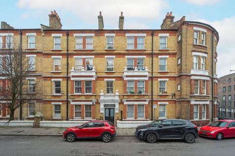 3 bedroom flat for sale, Rushcroft Road, Brixton, London, SW2
