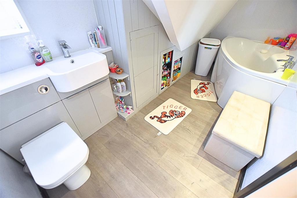 Family bathroom