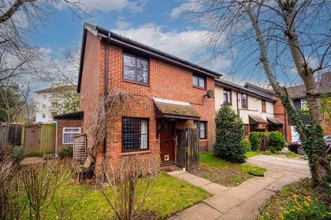 1 bedroom end of terrace house to rent, Haygreen Close, Kingston, Kingston upon Thames, KT2