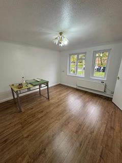 3 bedroom terraced house to rent, Downs Barn Boulevard, Downs Barn, Milton Keynes, Buckinghamshire, MK14