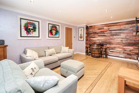 4 bedroom detached house for sale, Norbreck Close, Great Sankey, Warrington