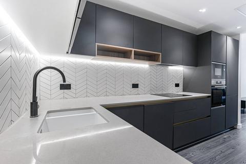 2 bedroom flat for sale, Sovereign Court, Hammersmith, London, W6