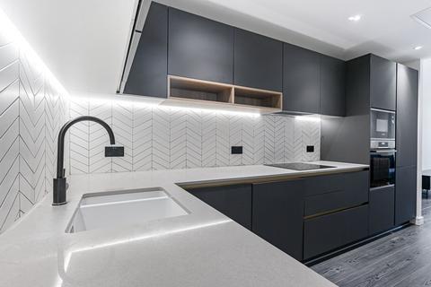 2 bedroom flat for sale, Sovereign Court, Hammersmith, London, W6