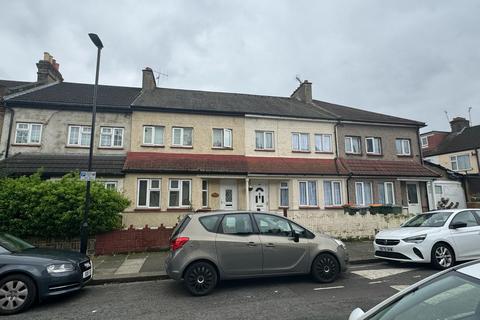 3 bedroom house for sale, Katherine Road, London E6