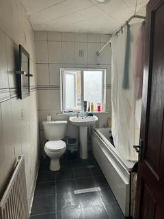 3 bedroom house for sale, Katherine Road, London E6