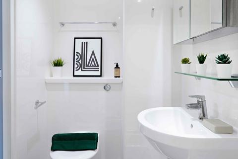 undefined, Gold Ensuite, Pablo Fanque House, All Saints Green, Norwich, Norfolk