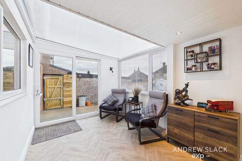 3 bedroom semi-detached house for sale, Coronation Drive, Mansfield NG19