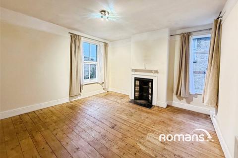 2 bedroom flat to rent, Priory Road, High Wycombe, HP13