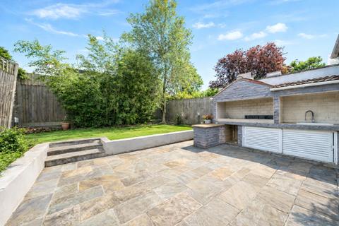 5 bedroom detached house for sale, Barry Road, London