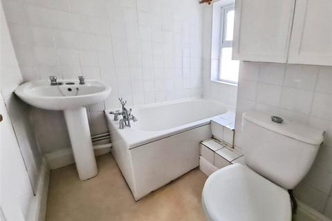 1 bedroom flat to rent, Hill Lane, Hampshire SO15