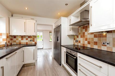 3 bedroom semi-detached house to rent, Liptraps Lane, Kent TN2