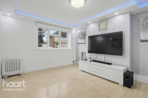 undefined, Chelmsford Drive, Essex