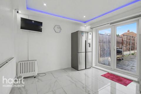 undefined, Chelmsford Drive, Essex