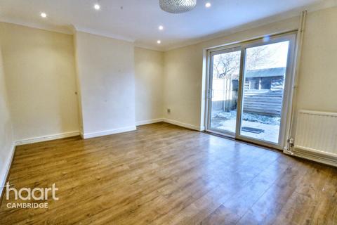 2 bedroom terraced house to rent, Malletts Road, CAMBRIDGE