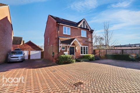 5 bedroom detached house for sale, Abingdon Close, Basildon