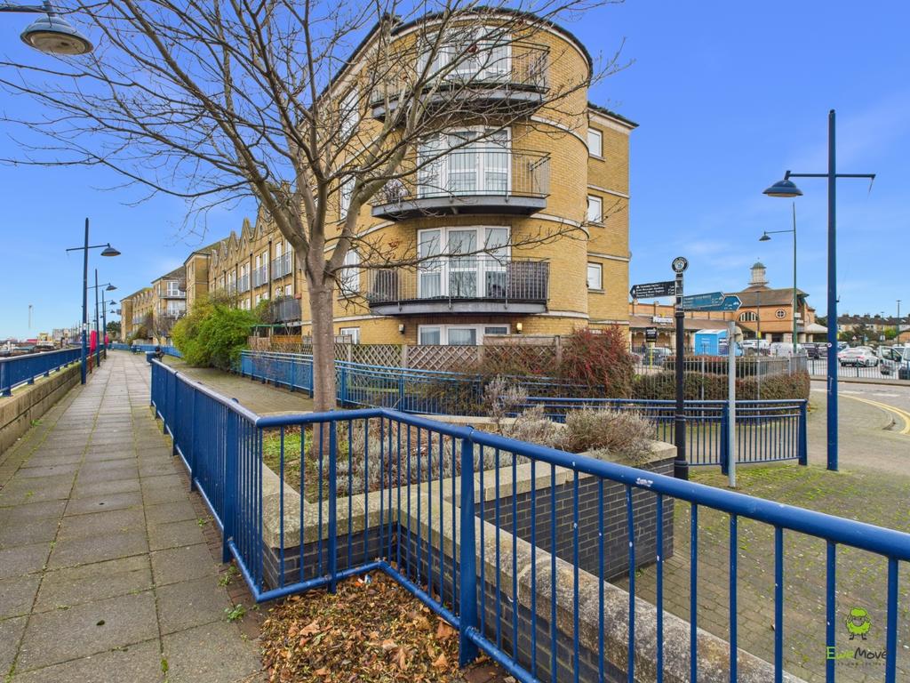Presented by Kevin at Ewe Move Bexleyheath and Dart
