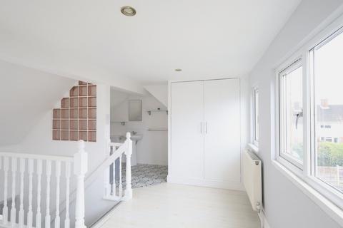 4 bedroom terraced house to rent, Quartermass Road, Hemel Hempstead, HP1