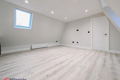 3 bedroom flat to rent, Victoria Road, Sevenoaks TN13