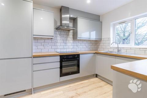 undefined, Swanstead, Basildon SS16
