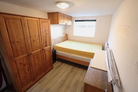 undefined, Warmark Road, Hemel Hempstead, HP1
