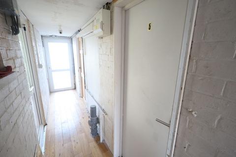 undefined, Warmark Road, Hemel Hempstead, HP1