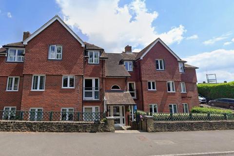 2 bedroom flat to rent, Morgan Court, Petworth