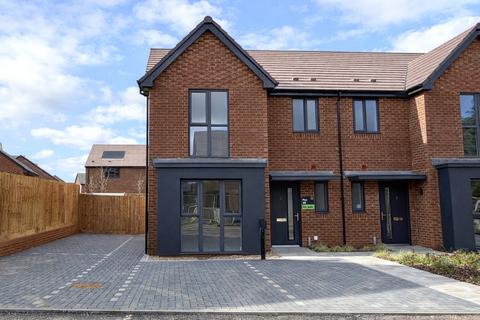 3 bedroom semi-detached house for sale, Buckler's Park, Wheldon Lane, Crowthorne