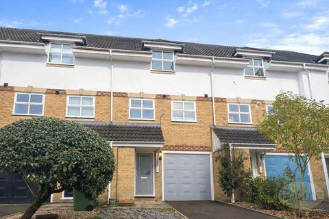 3 bedroom terraced house to rent, Lyster Mews, Cobham, Surrey, KT11